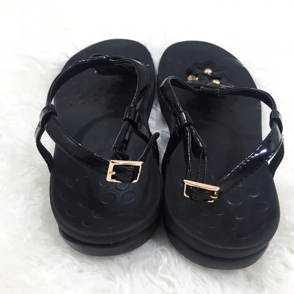 Vionic Julie 2 T-Strap Flower Sandals 11 - Picture 3 of 8